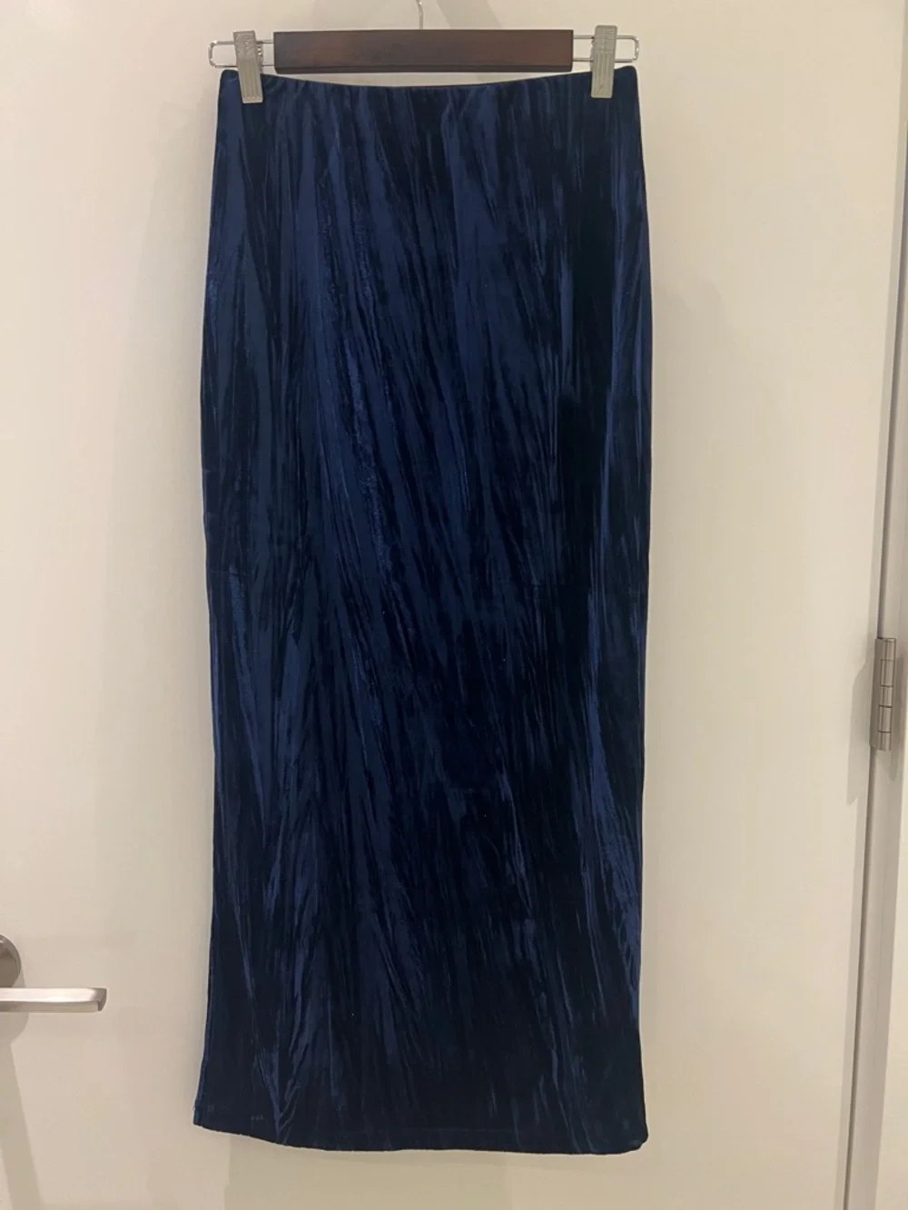 Monk & Lou Sleeveless Navy Velvet Midi Skirt Set - Picture 10 of 14